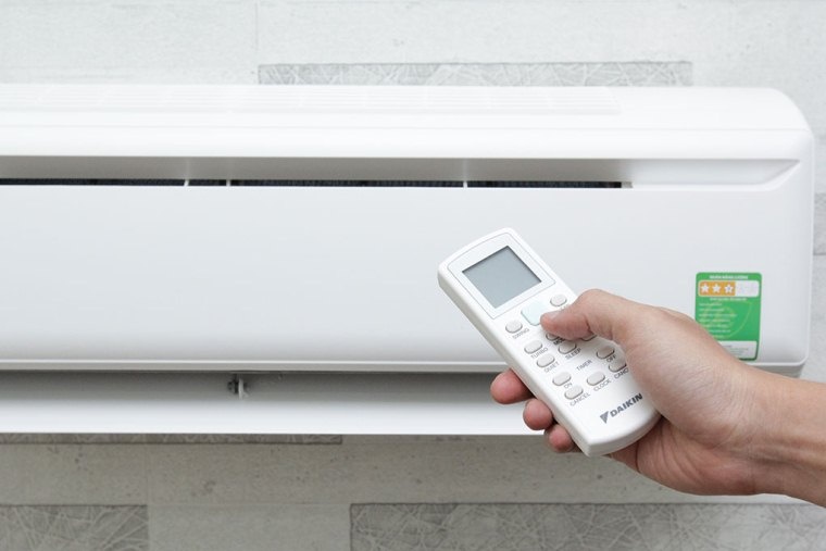 Giá máy lạnh cũ 3 ngựa
