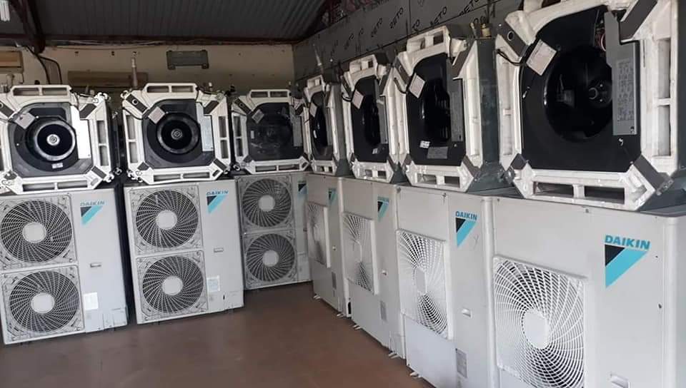 Bán máy lạnh âm trần cũ