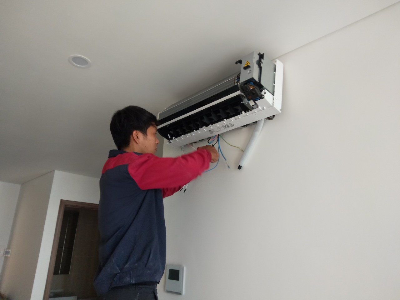 Thi công máy lạnh Panasonic 1 ngựa giá rẻ