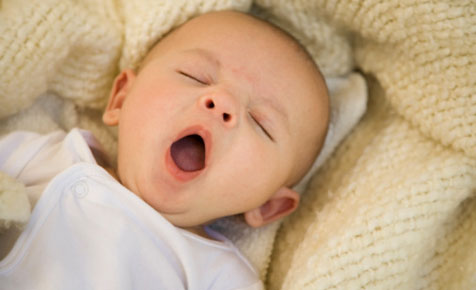 Chăm sóc trẻ sơ sinh khi năm phòng lạnh, sua may lanh, may lanh cu, thu mua may lanh cu