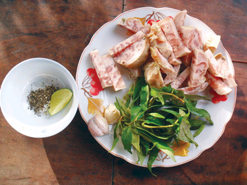 Đặc sản chả da xứ Huế