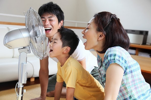 Sử dụng quạt hay máy lạnh?