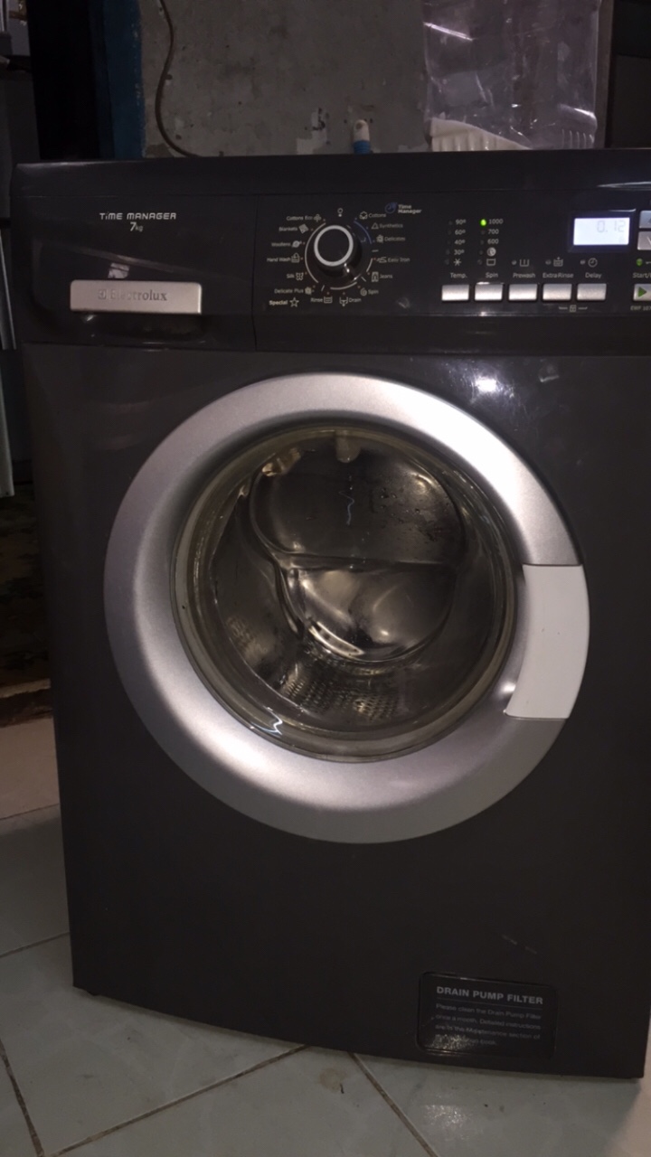 Máy Giặt Cũ Electroluc Lòng Ngang 7kg