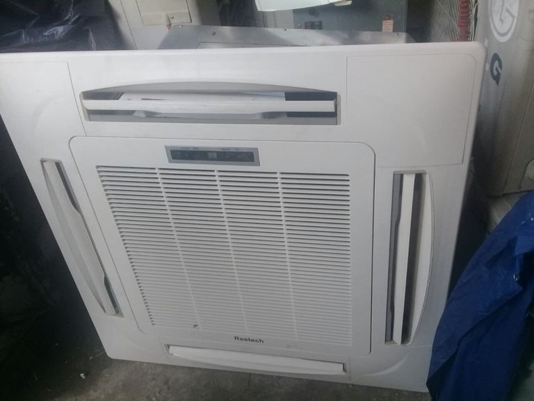 Máy Lạnh Âm Trần Cũ Reetech 3HP