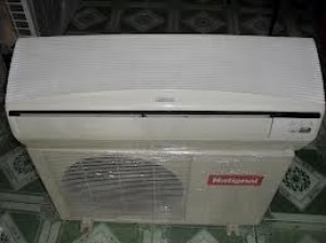 Máy lạnh National mặt sọc nội địa 1HP