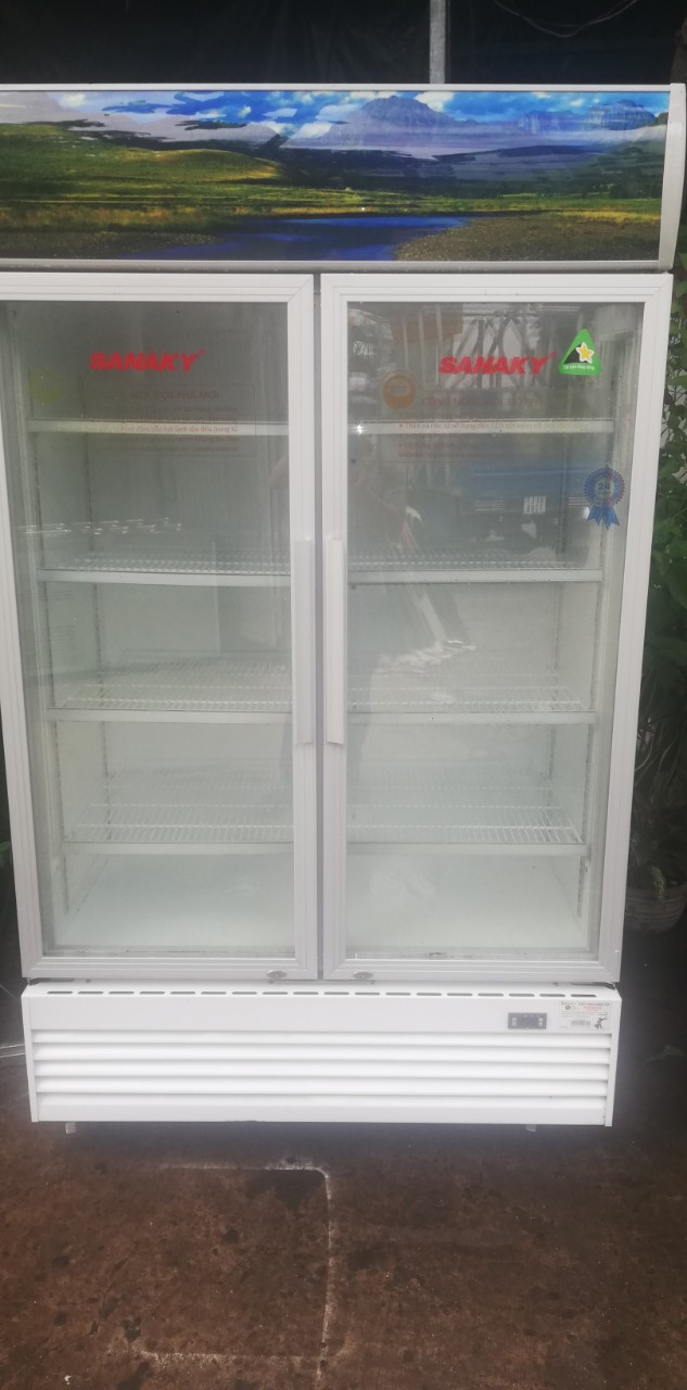 Tủ mát 1200l