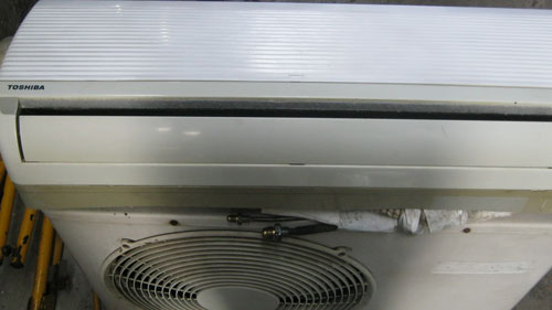 Máy lạnh Toshiba 1HP hàng thùng